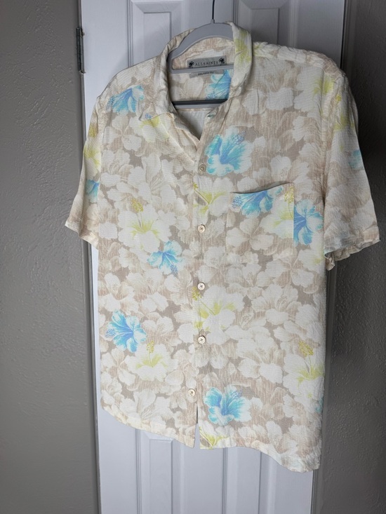 All Saints Other - ALL SAINTS Cream Floral Short-Sleeve Button-Down with Blue Accents